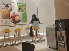 -麦当劳(徐汇漕溪北路百脑汇店)