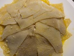 -茅草房·河畔园林火锅