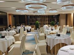 -荣粤酒家·融合粤菜·海鲜火锅