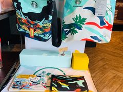-星巴克(七宝领展广场1F店)