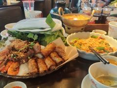 -大头虾越式风味餐厅(光明广场店)