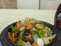 香蕉牛柳石锅拌饭-缘久缘米粉(新街口店)