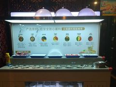 -七欣天香辣蟹火锅(上海银亿滨江店)