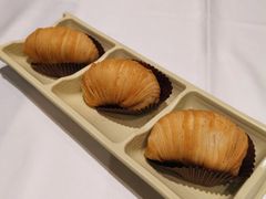 榴莲千丝酥-稻香酒家·34年老字号·港式粤菜(汉街店)
