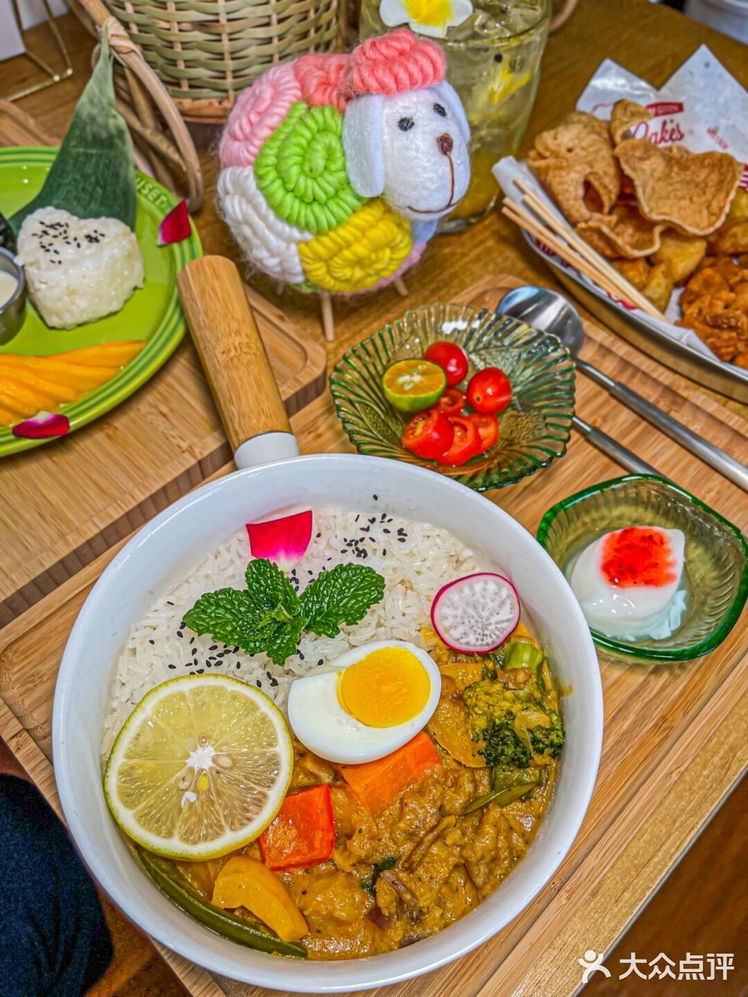 💎重庆top.1泰式料理‼️咖喱鲍鱼拌面🍜绝了