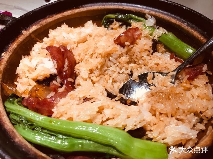粤来记港式餐厅(凯旋路店)皇上皇腊味煲仔饭图片