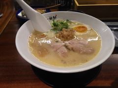 -一豚轩·烧鸟·豚骨拉面(五四路店)