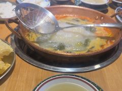 -洱火云南酸菜牛肉火锅(石景山当代商城店)