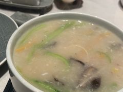 -粤盛海鲜楼(融冠乐城店)