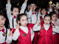 -小荧星艺校(浦东中环分校)