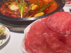 -茅草房·河畔园林火锅