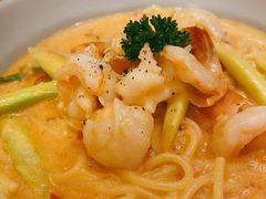 鲜虾芦笋局意粉-Lia Cafe Bar Restaurant松山咖啡屋