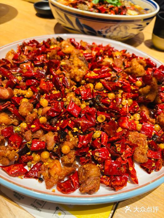 川堂风·跷脚牛肉·乐山爆炒(宝山日月光店)图片