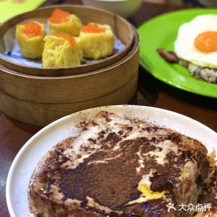 在武汉的烧味餐厅[调皮]
