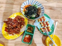 -Woolee韩食堂·韩式家庭料理