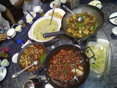 -老唐三下锅 ·张家界地标美食(溪布街店)