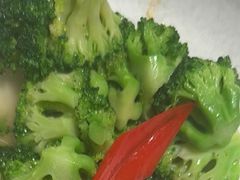 蒜蓉清炒西兰花-留半山·香港食堂(啦啦宝都店)