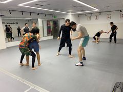 -EFL巴西柔术·综合格斗·泰拳·少儿体能训练(虹桥德必馆)