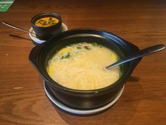 -云海肴·汽锅鸡·云南菜(天山百盛优客店)