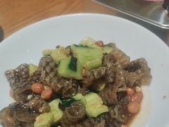 -黄泥岗·地道湖北菜(奥特莱斯店)