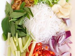 -官塘陈记鱼生·潮汕砂锅粥·牛肉火锅(潮枫路总店)