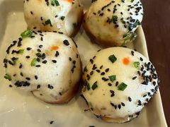 蟹粉生煎-东泰祥生煎馆(陕西南路店)