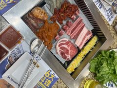 -阿亲家·韩式无限烤肉(花果园店)