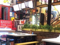 -钢管厂五区小郡肝串串香火锅(梅川路店)