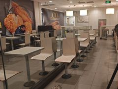 -麦当劳(西客站店)