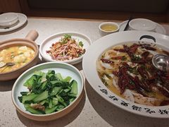 老坛酸菜鲈鱼-江渔儿酸菜鱼(曜一城店)