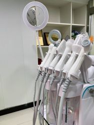 -苗医生专业祛痘·皮肤管理