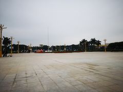 -人民广场