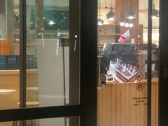 门面-面包新语(上地华联店)