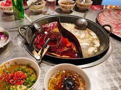 -朱光玉火锅馆(龙阳广场店)