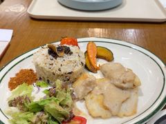 -西语炭烧牛排·西厨(石龙店)