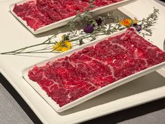 -左庭右院鲜牛肉火锅黑金店(陆家嘴中心店)