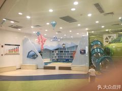 -乐之童成长中心(宝山万达店)