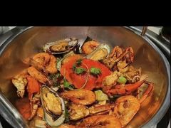 -七欣天香辣蟹火锅(南通任港路大润发店)