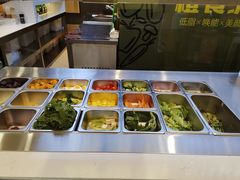 自助取餐区-橙食派沙拉(滨海伊势丹店)