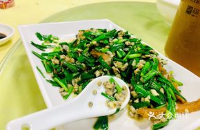 Clam and Leek Stir-fry