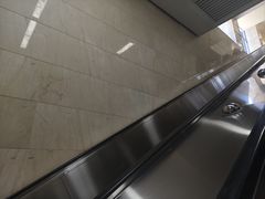 -黄浦路(地铁站)