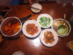 -蛮佬拾·乡里土菜馆(河西王府井店)