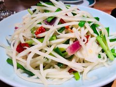 炝炒藕丝-7017浙菜•建德味(中财店)