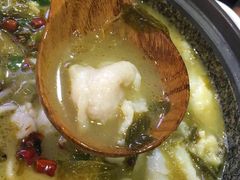 -周鱼小馆石锅酸菜鱼(活力汇店)