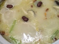 鲍鱼鸡煲-金龙·打边炉(南京西路店)