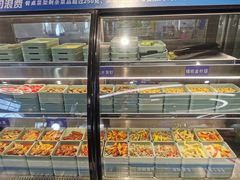 面包甜点陈列柜-蚝英雄鲜蚝自助专门店(长楹天街直营店)