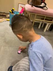 -马克叔叔儿童理发形象设计