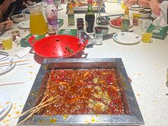 -二荆条·蜀鲜汇城市森林火锅