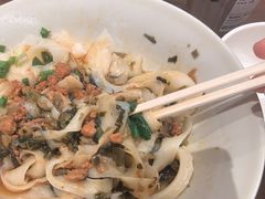 -顺溜·手工刀削面·黑金店(铜锣湾店)
