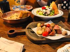 -I HOLIC艾豪丽披萨(KKone店)